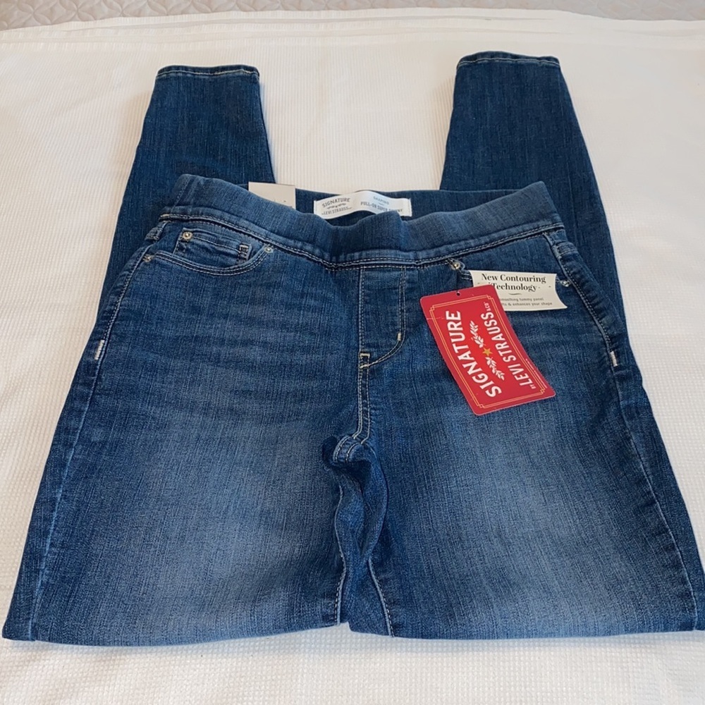 Signature by Levi Strauss Simply Stretch Pull on Super Skinny Jeans Size 2 W 26 - Picture 3 of 13